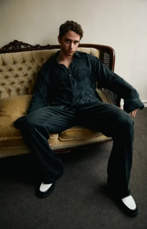 Narcissus Siyah Gömlek (2)